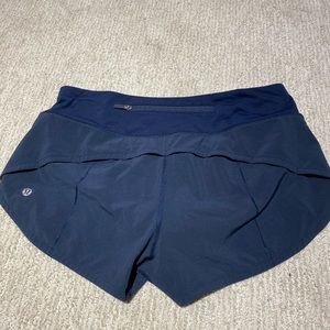 Lululemon speed ups 2.5 in